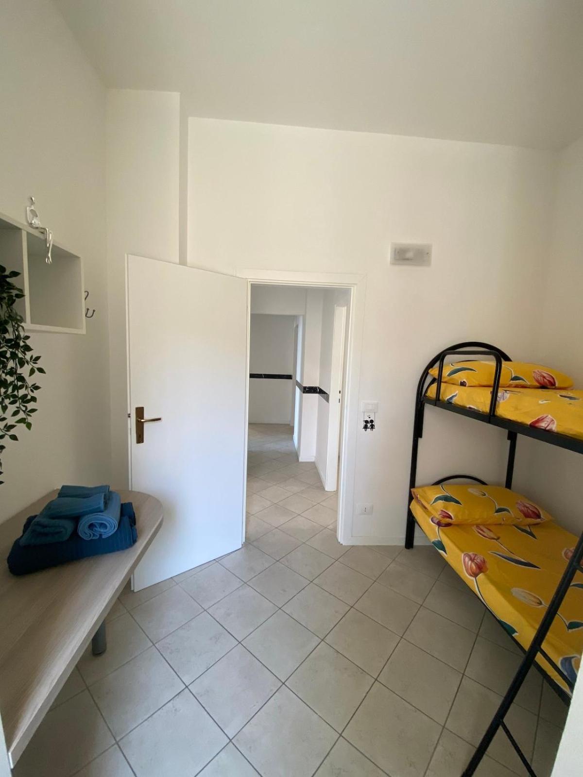 Ampio Appartamento In Posizione Strategica Rimini Bagian luar foto