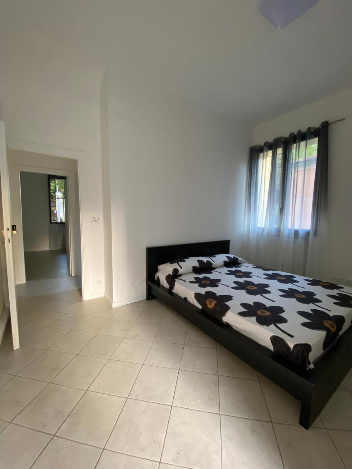 Ampio Appartamento In Posizione Strategica Rimini Bagian luar foto