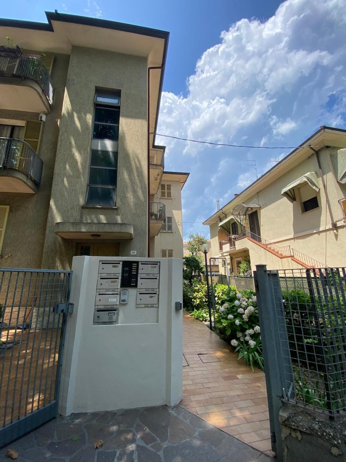Ampio Appartamento In Posizione Strategica Rimini Bagian luar foto